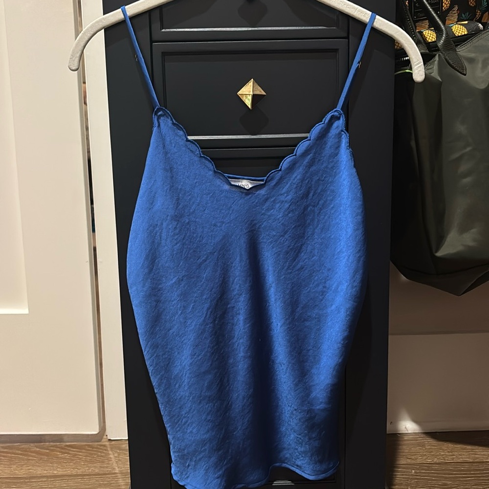 Mango Scallop Neck Top